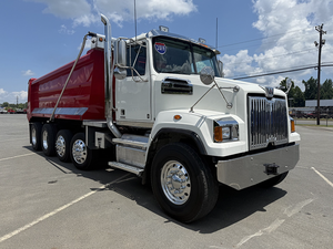 Camión Volquete Usado Western Star 4700 2023 2024 2025, Cummins 370HP, Automático - Product Image 2