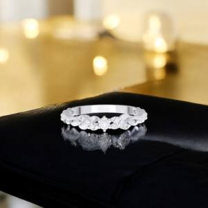 0.08 Carat E-F/VVS-VS Moissanite Round Beaded and Floral-Inspired Diamond Prong <b>Set</b> <b>Ring</b> in Silver <b>for</b> <b>Women</b> - Product Image 6