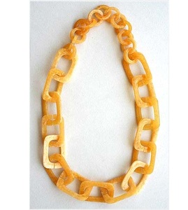 Cadenas ajustables de correa de resina de colores personalizados para accesorios de La India Venta caliente collar Vintage para mujeres de la India - Product Image 1