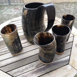 Gobelet à boire traditionnel en corne de viking écologique avec support, style religieux et animal - Product Image 3