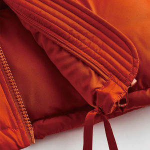 Resistencia al frío Ropa al aire libre Ligero Packable Invierno Chaquetas al por mayor para mujeres Bajo MOQ Chaqueta de invierno Puffer - Product Image 4