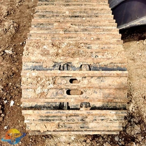 รถขุดตีนตะขาบ Komatsu PC200-8 มือสอง ราคาถูก - Product Image 6