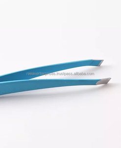 Pinzas para cejas de alta calidad, Punta inclinada de acero inoxidable - Product Image 5