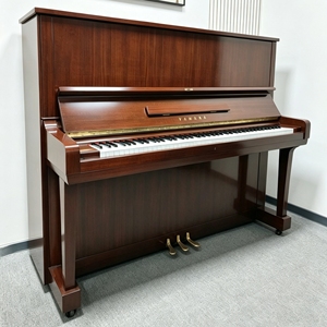 Piano Vertical Yamaha U5 Marrón para Músicos Profesionales, Piano Japonés Usado de Segunda Mano, Madera Maciza, 88 Teclas, U1 U2 U3 U4 U5 - Product Image 1