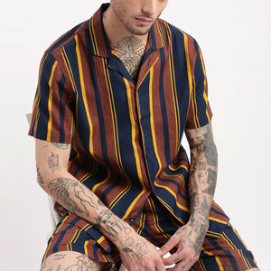 Ensemble T-shirt et short en coton avec logo personnalisé, imprimé, prix de gros, fabricant pakistanais, ensemble T-shirt et short pour homme - Product Image 2