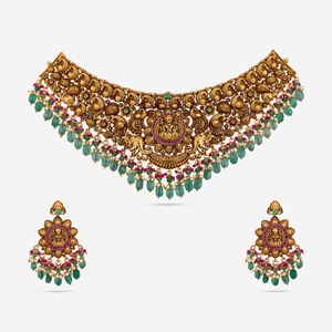 Antique Necklace 188071 Elegant and Timeless <b>Wedding</b> <b>Accessory</b> - Product Image 1