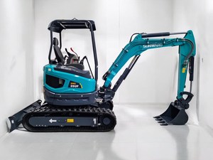 Excavatrice de 6 tonnes de qualité originale disponible à la vente - Product Image 3