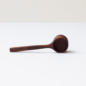 Pelle en bois à long manche du Vietnam fournisseur de pelles naturelles pour les haricots et la poudre pelle à farine en bois - Product Image 3