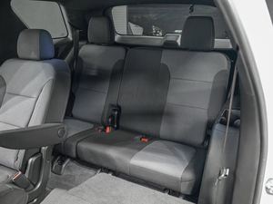 2022 C-h-e-v-r-o-l-e-t T-r-a-v-e-r-s-e L T Cloth AWD con bajo kilometraje y precio asequible en stock listo para el envío - Product Image 6