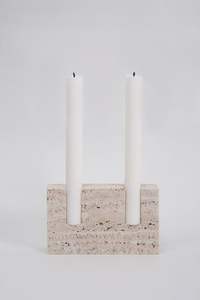 Ménorah en marbre blanc Hanoucca Porte-bougie multi-branche en pierre Centre de table de luxe pour la fête juive Accent de table moderne pour Hanoucca Maison - Product Image 3