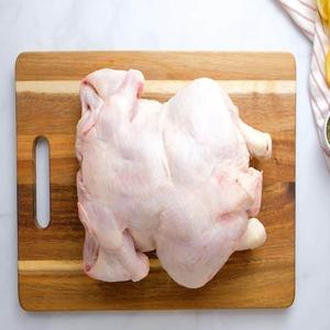 Envasado al vacío de cuerpo de pollo congelado Halal de calidad superior, compra al por mayor, entrega rápida disponible para exportación, pedidos al por mayor aceptados - Product Image 4