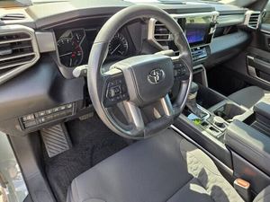 2025มือสองโตโยต้าทุนดรา SR5 4WD รถแท็กซี่ crewmax - Product Image 6