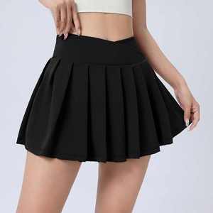 Pantalones cortos de yoga personalizados OEM para mujer Pantalones cortos elásticos de cintura alta sin costuras para entrenamiento gimnasio o práctica de yoga - Product Image 3