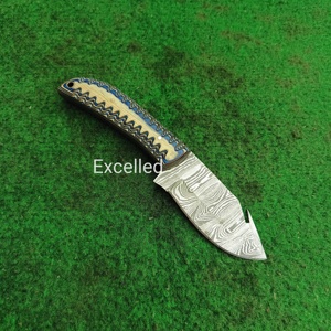 Cuchillo de hoja fija de acero damasco DIY personalizable, cuchillo de caza para acampar con mango de madera Pakka, alfileres de latón, cubierta de cuero - Product Image 3