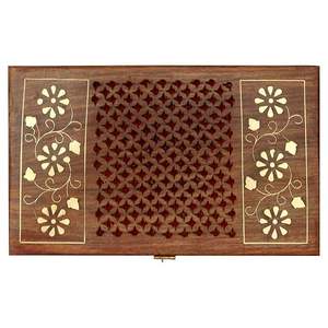 Caja de Joyería de Madera Tradicional Personalizable con Bordes Redondeados Suaves para Proteger Joyas de Oro y Plata a un Precio Accesible - Product Image 2