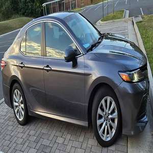 Compre Toyota Camry usado bastante usado sin historial de accidentes Toyota Camry limpio fresco en stock automático - Product Image 2