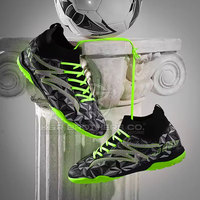 Chaussures de football de haute qualité à prix compétitif, crampons en gros pour l'entraînement et les matchs, automne/hiver, personnalisables