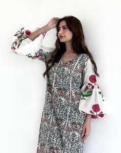 2025 Wholesale High Quality V Neck Ruffled Sleeve Printed Floral Maxi <b>Long</b> <b>Dresses</b> Women <b>Lady</b> Elegant Casual <b>Summer</b> <b>Dresses</b> - Product Image 5