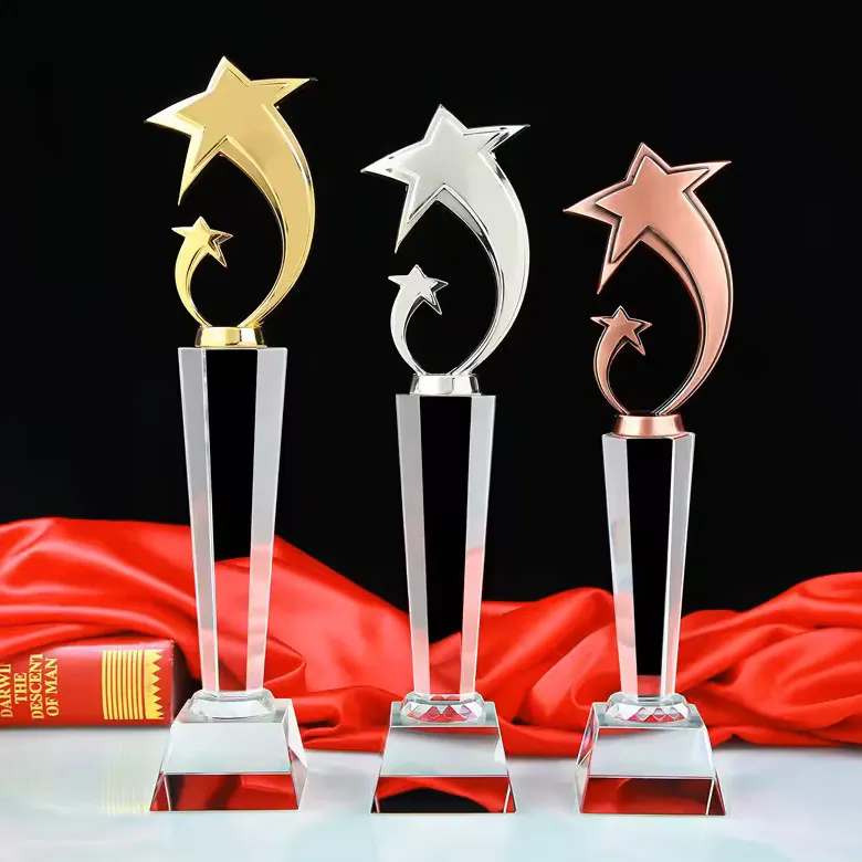Highly Durable Beautiful Gold Star Crown Metal Trophy Awards Prize Manufacturing Custom With High Grade Crystal Base Trophy Cup