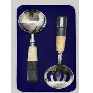 Ensemble de fourchettes et cuillères en acier inoxydable, design Antique, taille personnalisée, avec manche en résine et bois du fabricant et de l'exportation - Product Image 1