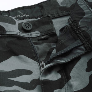 Short pour hommes gris solide haute rue écologique 100% polyester tissu multi-poches décontracté Streetwear extérieur - Product Image 1