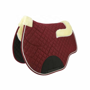 Tapis de selle haut de gamme, durable et très vendu, avec couches matelassées douces et respirantes offrant un confort supérieur, tapis de selle amélioré - Product Image 1