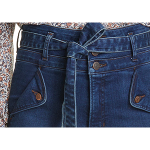 Jeans a Zampa d'Elefante Slim a Vita Alta Veronica Beard Giselle in Denim Oxford Lavato, Taglia 24, Decorati con Cintura, Vita Bassa, Traspiranti, Lavabili - Product Image 2