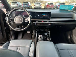 Kia Sorento Hybrid SX Prestige 2025 en parfait état - Product Image 4