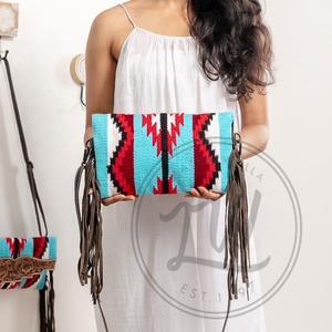 Sac à bandoulière à franges multicolores en cuir aztèque véritable usiné de style occidental Sac à main de couverture de selle usiné nouvelle arrivée vente chaude - Product Image 4