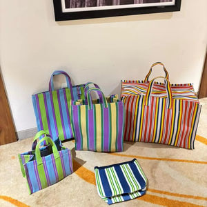 Bolsa de Nailon Reciclado Reutilizable con Cremallera, Impresa Personalizada, Ecológica, Sostenible, Fabricada a Granel, Proveedor de Impresión Offset de la India - Product Image 1