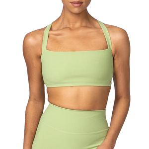 Soutien-gorge de sport pour femme avec bretelles croisées – Tissu élastique doux, conçu pour le yoga, le fitness et les exercices à domicile - Product Image 1