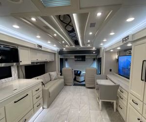 Autocaravanas Usadas a Precios Accesibles, Modelos 2022, 2023 y 2024, Tiffin Phaeton, Autocaravanas, Campers - Product Image 3