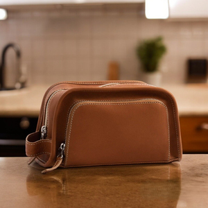 Vintage Leather Toiletry Bag for <b>Men</b> - Product Image 3