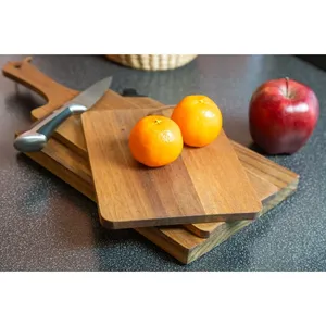 Planche à découper en acacia personnalisée par Acasharp - Product Image 2
