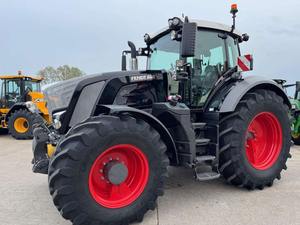 Potente Tractor Fendt 828 VARIO 2018 - Tractor 4x4 de Alto Rendimiento de 140 HP para Operaciones Agrícolas Versátiles, Mejor Precio al por Mayor - Product Image 6