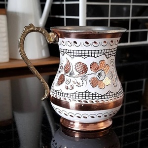 Taza hecha a mano de cobre y latón de alta calidad, jarra de cerveza antigua pintada a mano pulida y chapada en plata a granel - Product Image 4