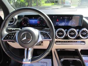 รถยนต์มือสอง Mercedes-Benz GLA 250 Luxury ปี 2025 ราคาถูก ขาย - Product Image 3