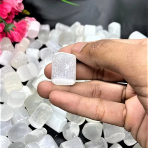 Piedra de Selenita Blanca Natural Genuina al por Mayor, Pulida, Curativa, Grabada con Amor, Feng Shui, Decoración para el Hogar y la Oficina - Product Image 5