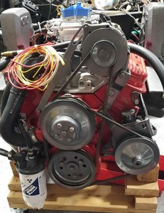 Omc M e r c r u i s e r 300 caballos de fuerza barco marino motor nuevo a estrenar Ilmor Racing motor Excelente Estado - Product Image 4