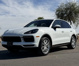 PRÊT À CONDUIRE - VÉHICULE D'OCCASION À VOLANT À GAUCHE |   Conduite à droite |   PORSCHEESS CAYENNEESS 2019 - Product Image 1