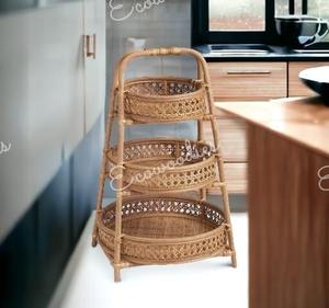 ตะกร้าผลไม้หวายสามชั้นทนทานและมีสไตล์สำหรับผักและผลไม้สดใหม่ - Product Image 2