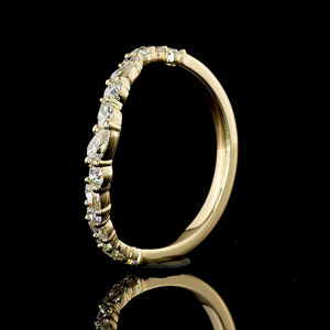 Anillo de Compromiso Solitario con Forma de Pera de Oro Amarillo de 14K y 1.57 Quilates, Diseño Artesanal de Lujo para Novia - Product Image 1