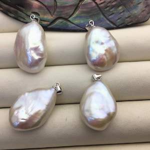 Collier avec pendentif en perles d'eau douce Akoya véritable, perles multicolores, perles arc-en-ciel, collier de mariage, pendentif de qualité supérieure - Product Image 3