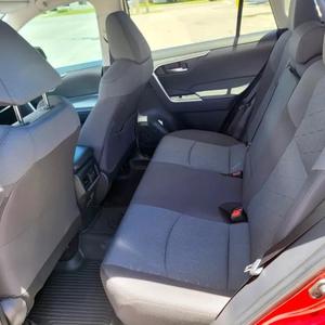 Toyota RAV4 XLE 2023 SUPER LIMPIO, Transmisión Automática, Asientos de Cuero, Motor V6 - Product Image 3