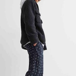 กางเกงออกกำลังกายเอวสูงสำหรับผู้หญิงและผู้ชายกางเกงยิมสไตล์ลำลองมีกระเป๋าชุดนอนน้ำหนักเบาใหม่ล่าสุด - Product Image 2