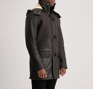 Veste bomber en cuir de haute qualité avec logo personnalisé de la meilleure qualité, col montant surdimensionné, imperméable et respirante pour hommes - Product Image 2