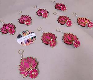 พวงมาลัยบัวแบบทำมือหลากสีของอินเดียสำหรับประดับงานแต่งงานแบบอินเดีย - Product Image 4