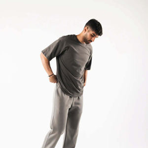 เสื้อยืดคอกลมแขนสั้นสำหรับผู้ชายสไตล์ฮิปฮอปทรงโอเวอร์ไซส์ดีไซน์แบบกำหนดเอง - Product Image 2