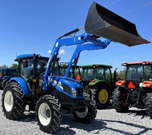 Nouveau Tracteur Chargeur Compact New Holland Workmaster 25S 2024 – Moteur Puissant, Godet à Fixation Rapide, Faible Consommation de Carburant, Stock Agricole BE - Product Image 5