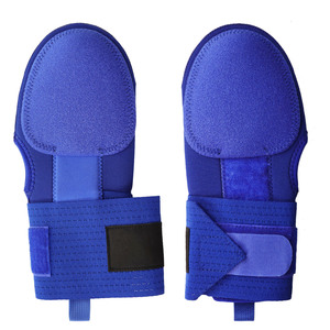 Protector de guardia de béisbol Logotipo personalizado de fábrica Neopreno Running Throw Softball Béisbol Guante deslizante Protector de dedo de mano - Product Image 2